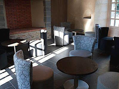 Logis Hotel Le Prieure Des Gourmands Châteaubriant Exteriör bild